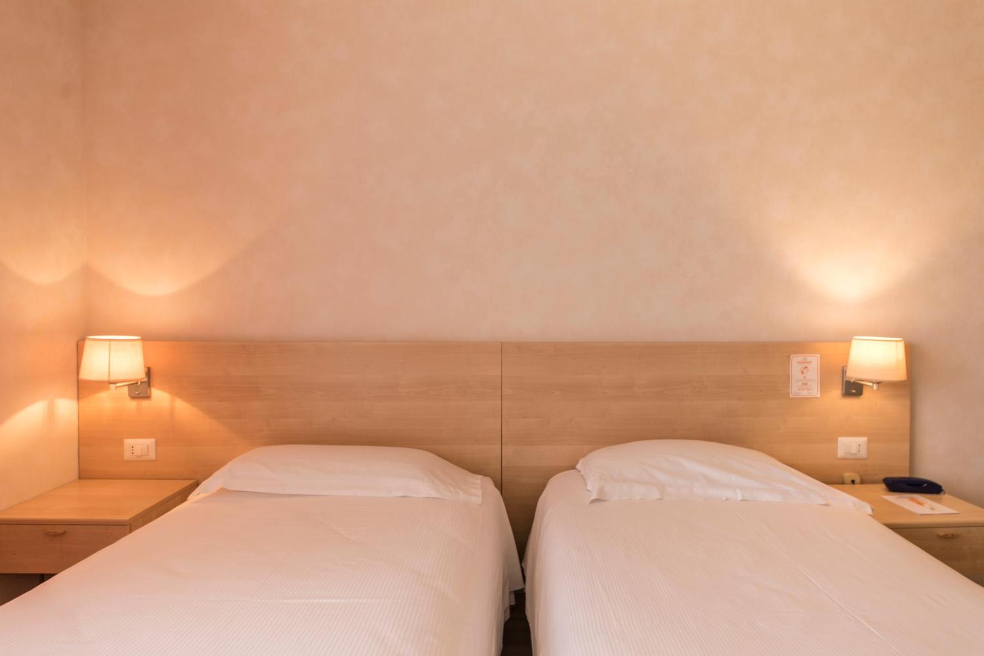 Hotel Donatello Imola Luaran gambar