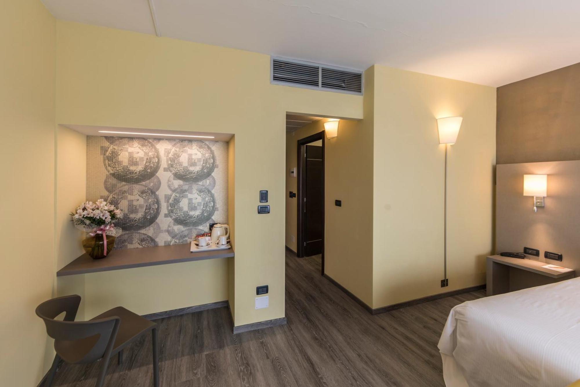 Hotel Donatello Imola Luaran gambar
