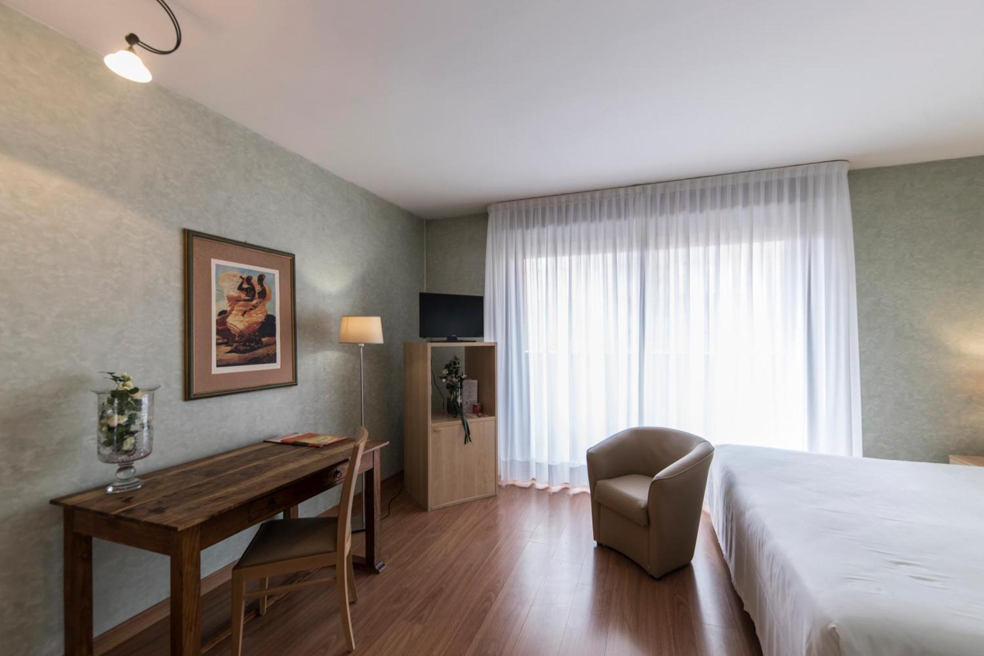 Hotel Donatello Imola Luaran gambar