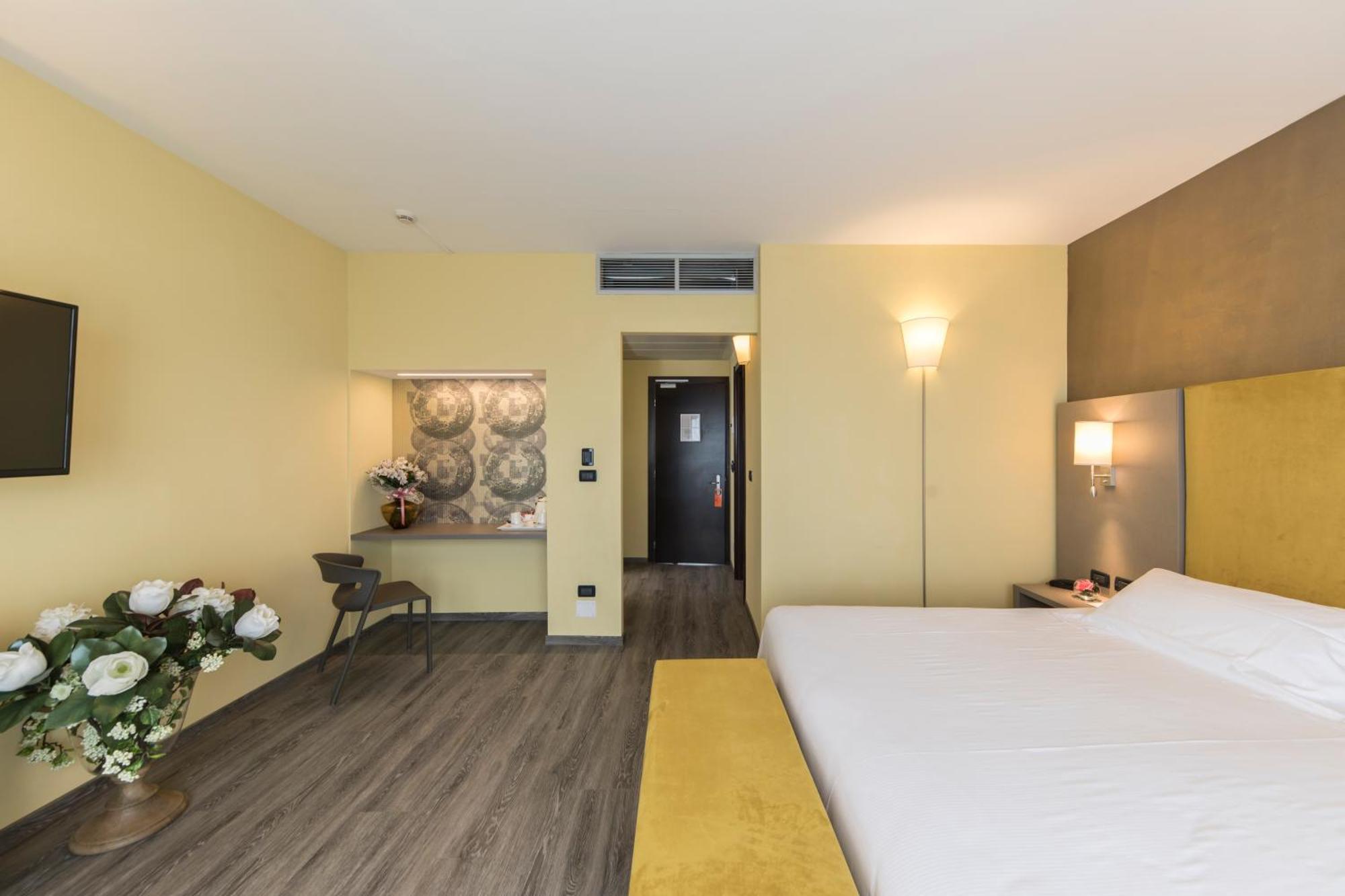 Hotel Donatello Imola Luaran gambar